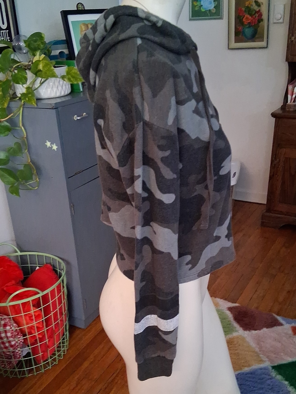 Jeans Subcategory Classification - Picture 2 of 9